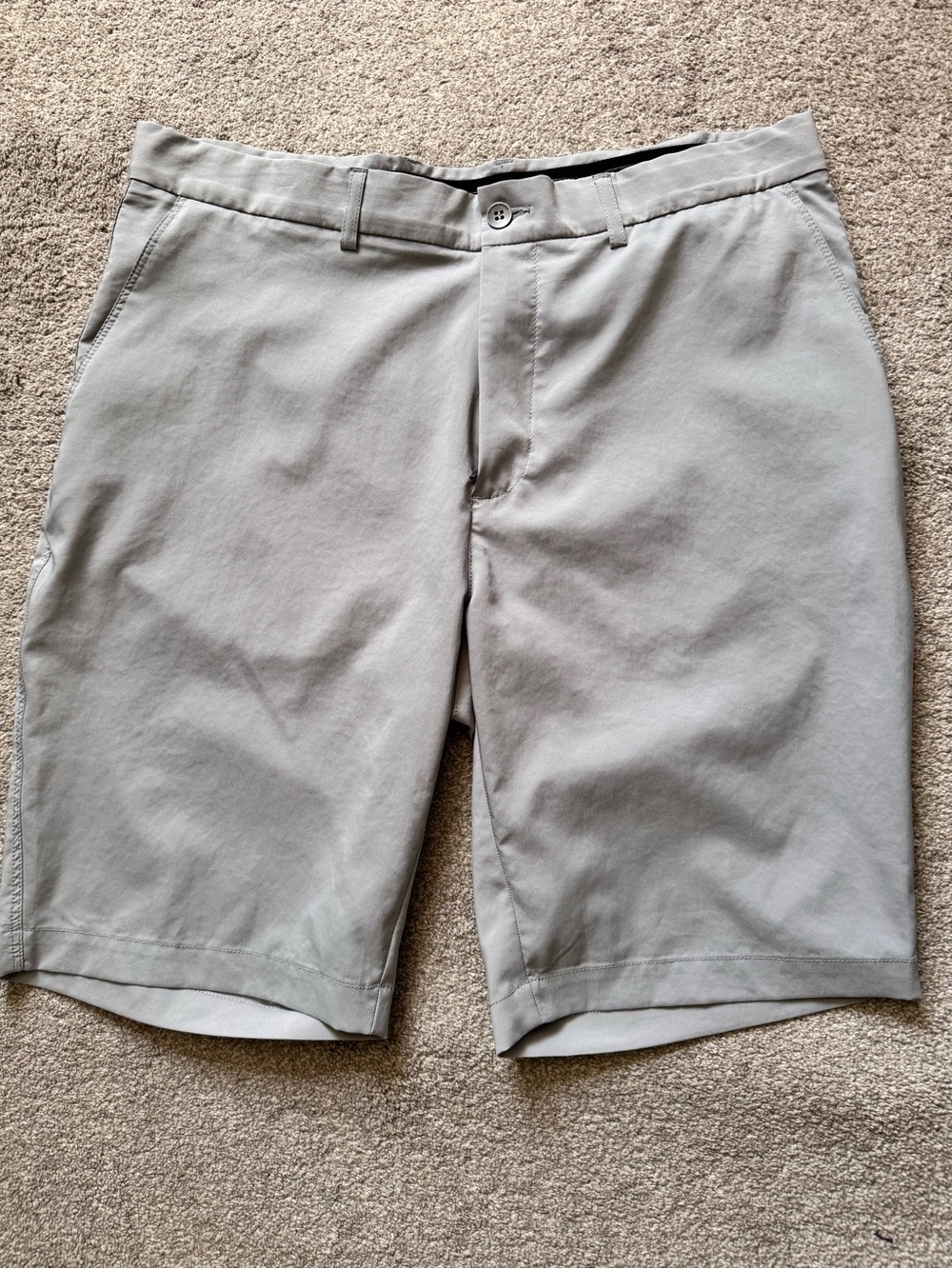 Mens 10” Galvin Green Ventil 8 Lightweight Golf Shorts Size 34